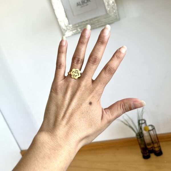 Anillo de flor chapa - Imagen 2