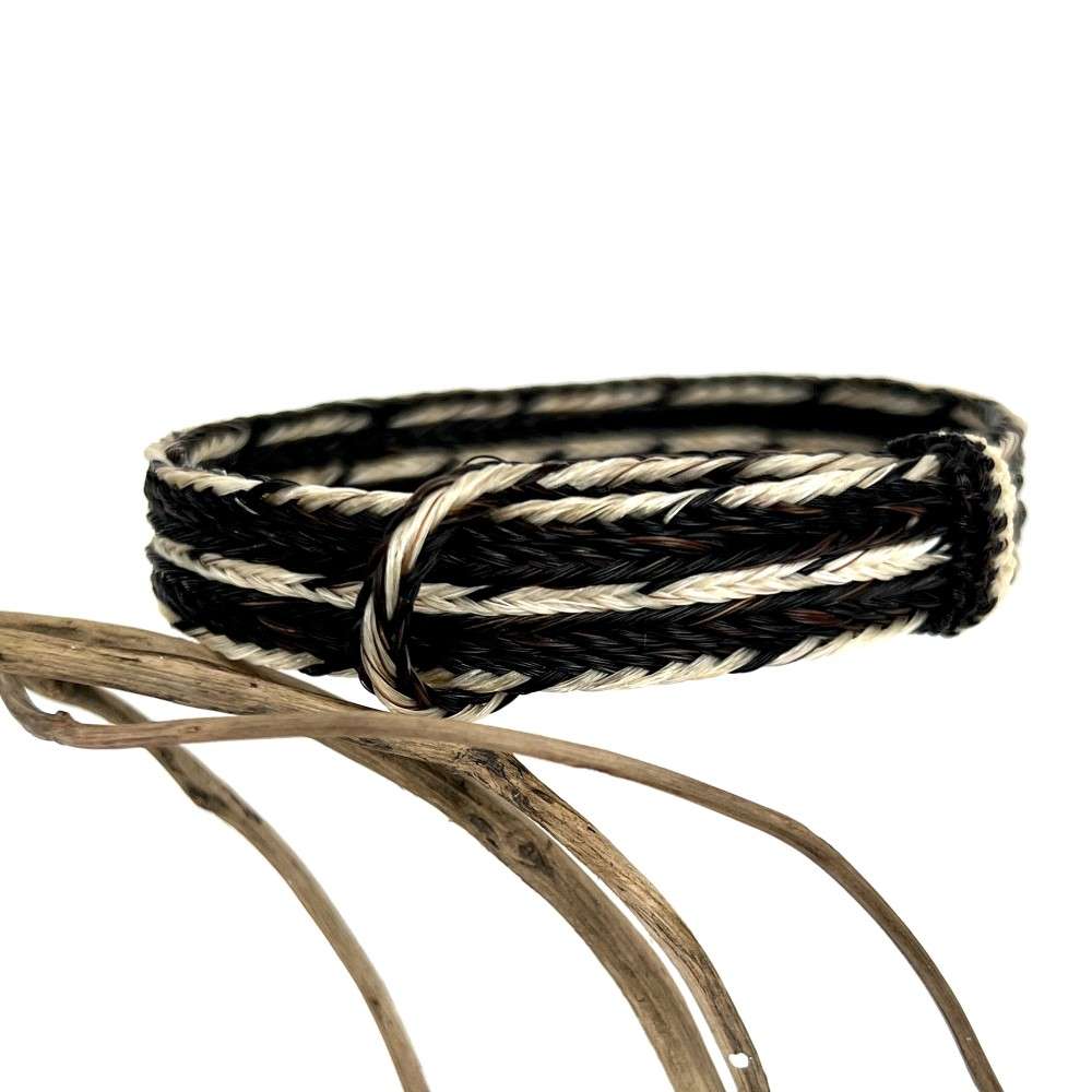 pulsera crin cinco hilos negra con beige