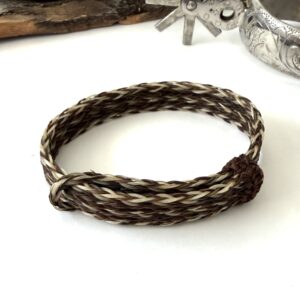 Pulsera crin cinco hilos cafe beige