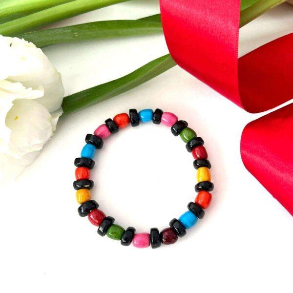 pulsera madera negra y multicolor