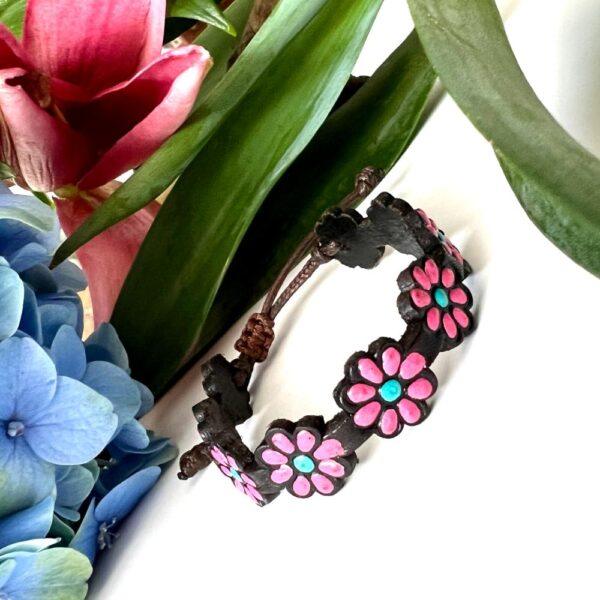 pulsera piel flores rosa