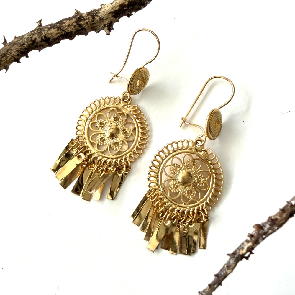 Aretes de filigrana redondos con flecos - Imagen 2